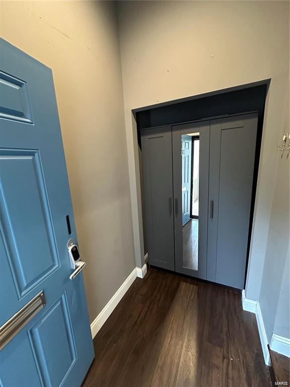 St Louis, Missouri 63108, United States, 2 Bedrooms Bedrooms, ,3 BathroomsBathrooms,Residential,Pending,31235