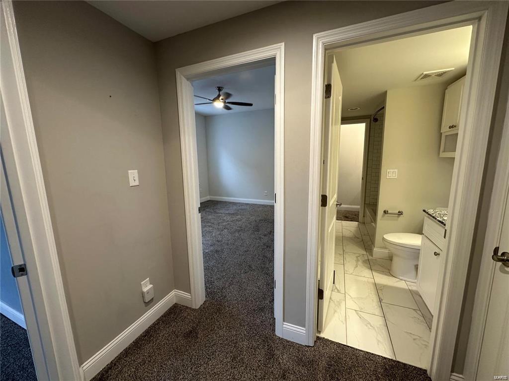 St Louis, Missouri 63108, United States, 2 Bedrooms Bedrooms, ,3 BathroomsBathrooms,Residential,Pending,31235