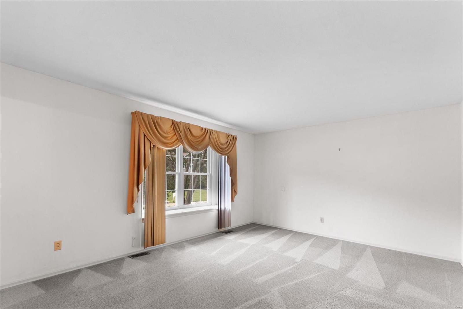 Heritage #22 - Residential