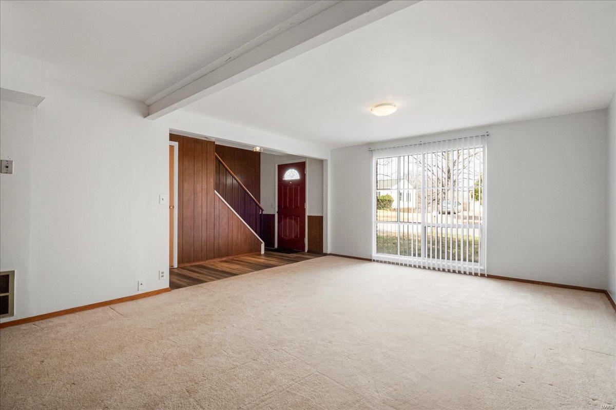 Manchester, Missouri 63011, United States, 3 Bedrooms Bedrooms, ,2 BathroomsBathrooms,Residential,Pending,90458