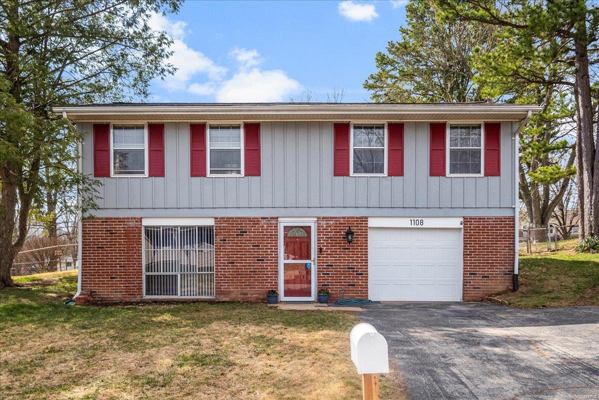 Manchester, Missouri 63011, United States, 3 Bedrooms Bedrooms, ,2 BathroomsBathrooms,Residential,Pending,90458 Manchester, Missouri 63011, United States, 3 Bedrooms Bedrooms, ,2 BathroomsBathrooms,Residential,Pending,90458