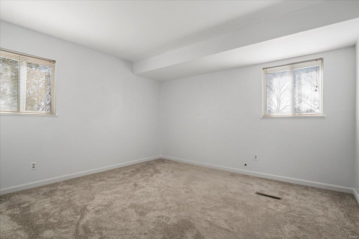 Manchester, Missouri 63011, United States, 3 Bedrooms Bedrooms, ,2 BathroomsBathrooms,Residential,Pending,90458