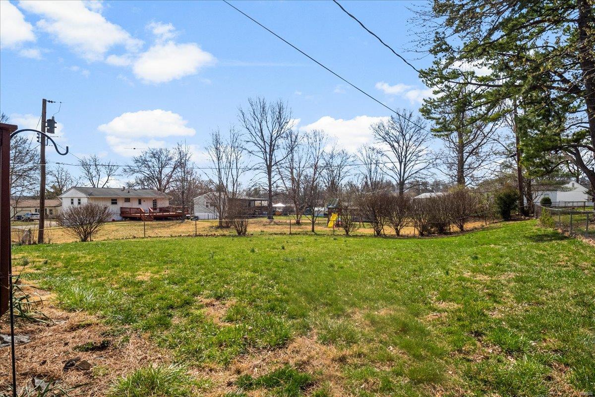 Manchester, Missouri 63011, United States, 3 Bedrooms Bedrooms, ,2 BathroomsBathrooms,Residential,Pending,90458