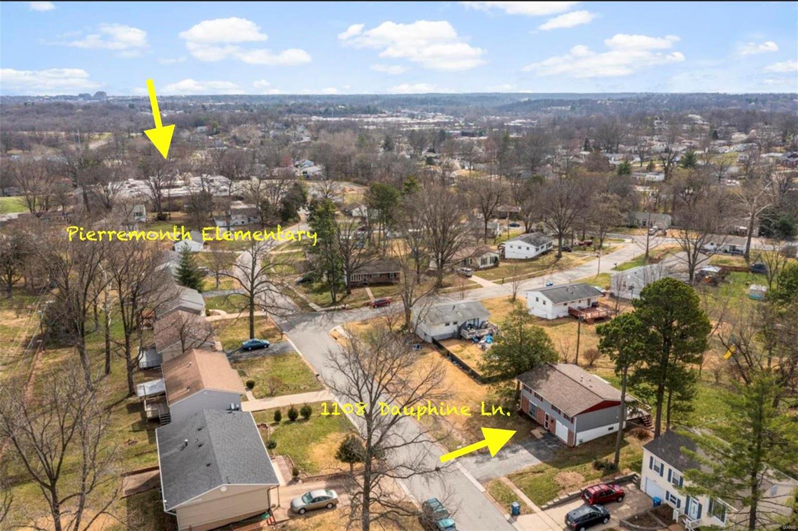 Manchester, Missouri 63011, United States, 3 Bedrooms Bedrooms, ,2 BathroomsBathrooms,Residential,Pending,90458