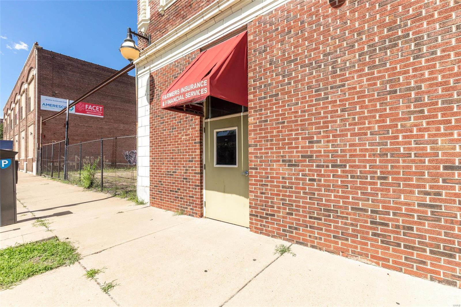 Aubert Place Add - Commercial Sale