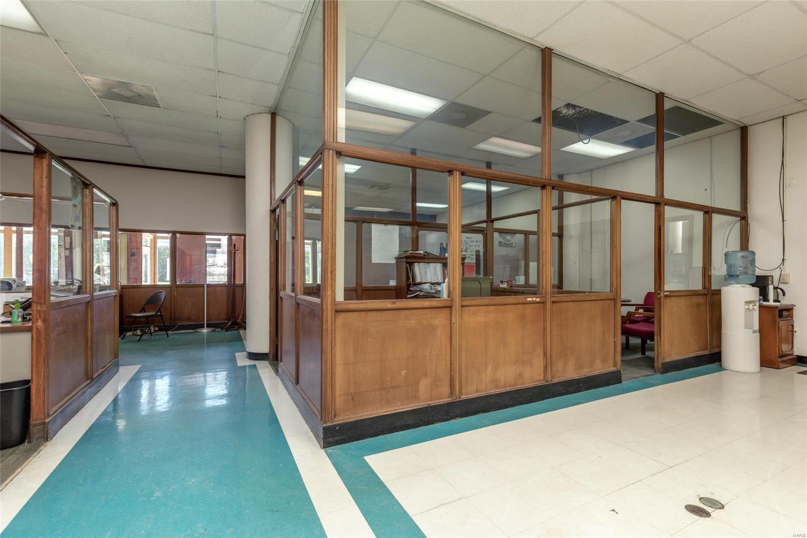 Aubert Place Add - Commercial Sale