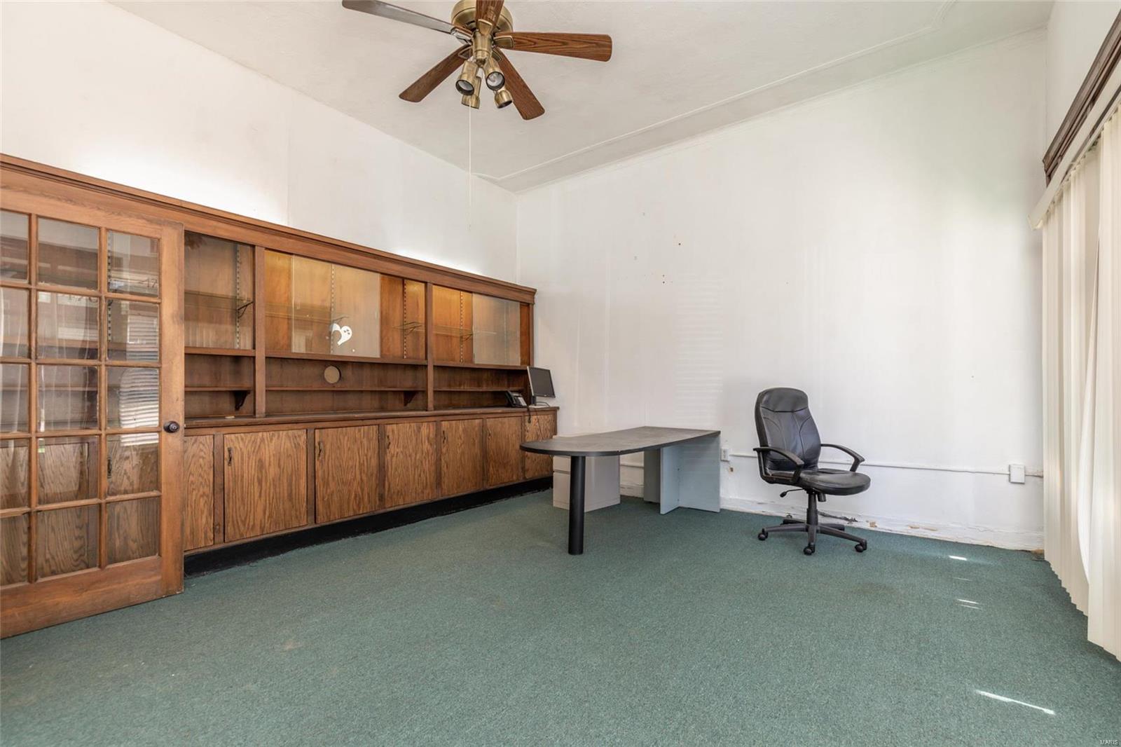 Aubert Place Add - Commercial Sale