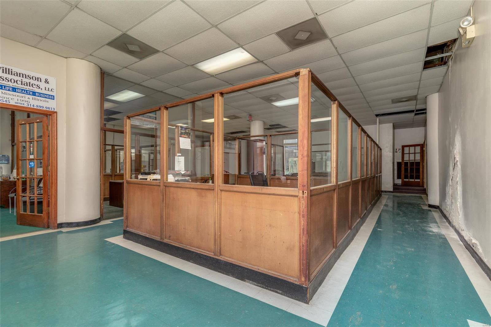 Aubert Place Add - Commercial Sale