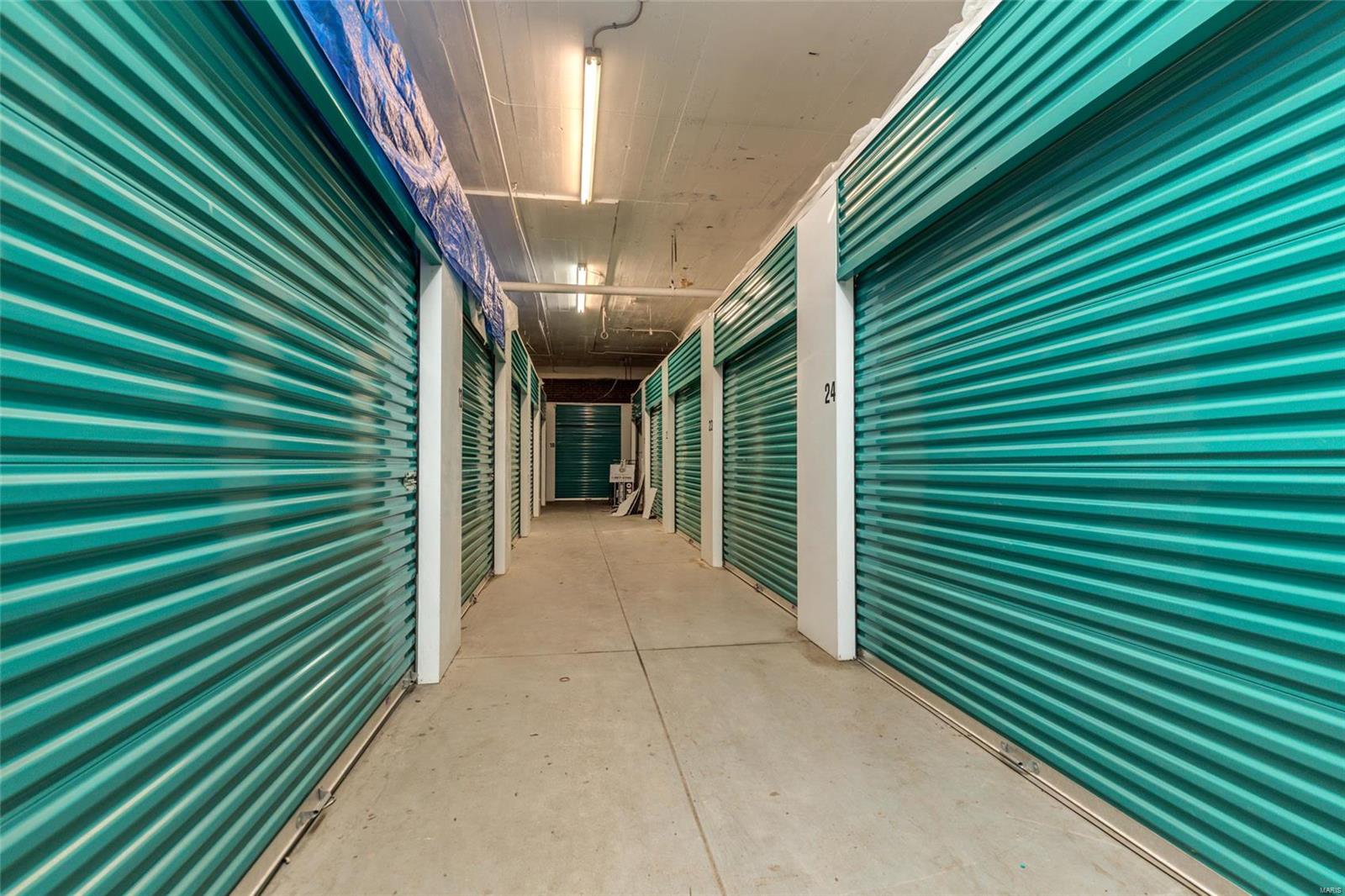 Aubert Place Add - Commercial Sale