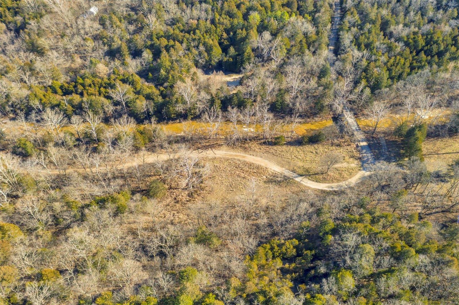 Brook Hollow 02 - Land