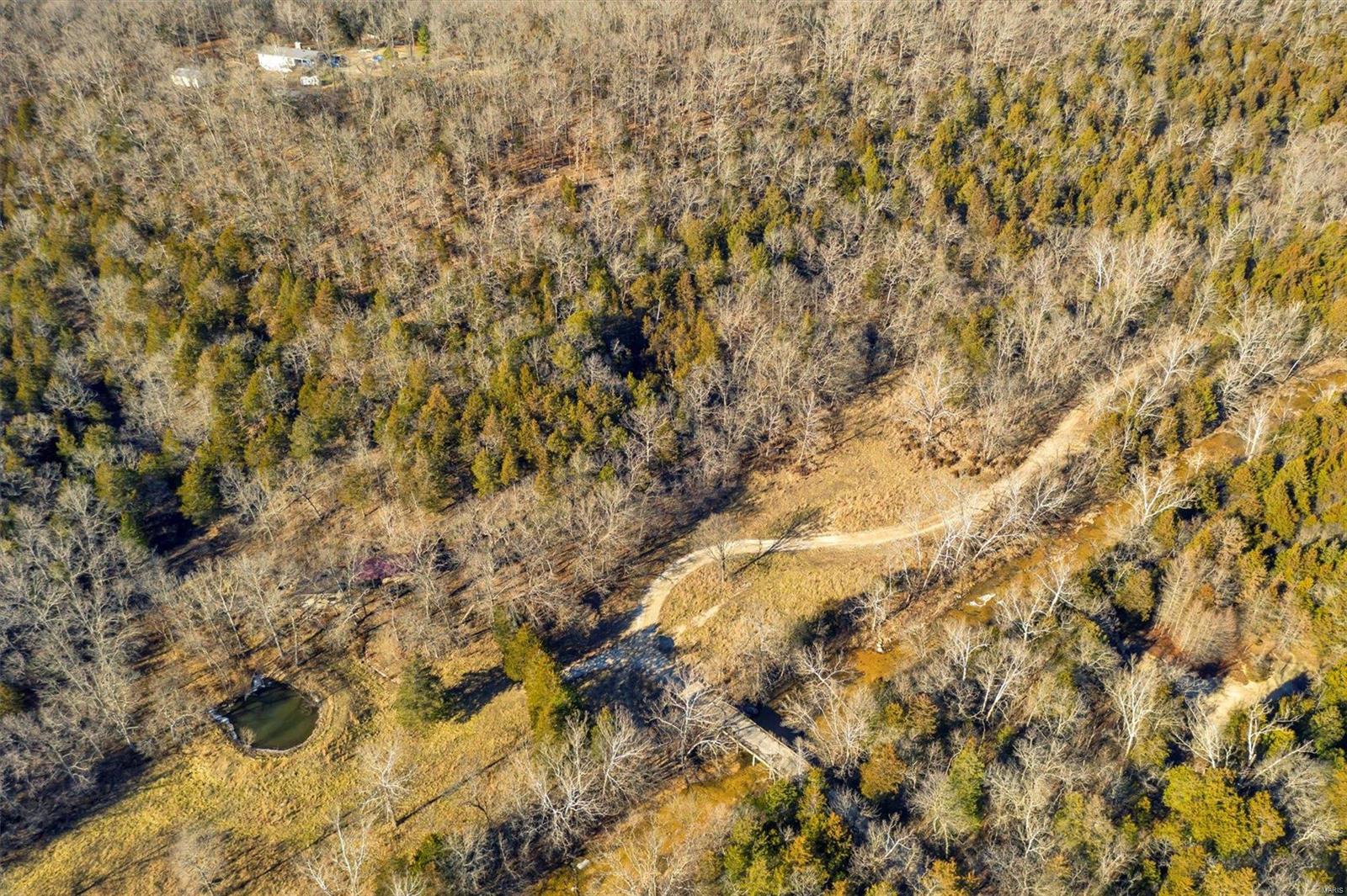 Brook Hollow 02 - Land