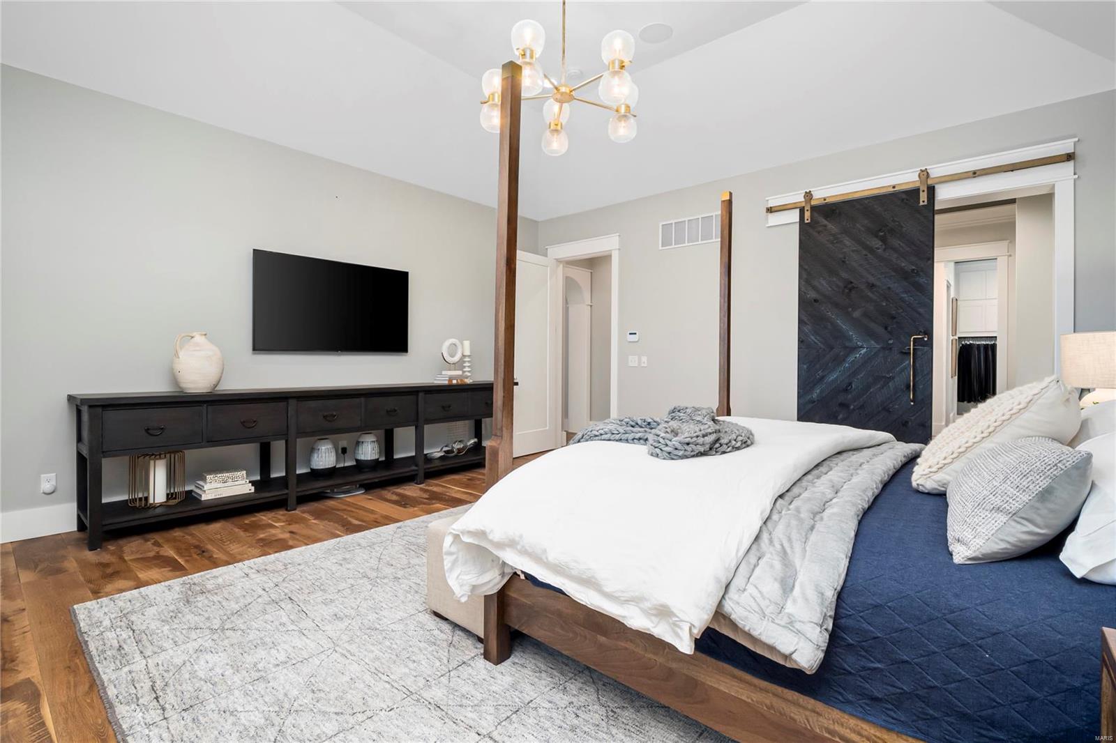 Williamsburg 3 - Residential