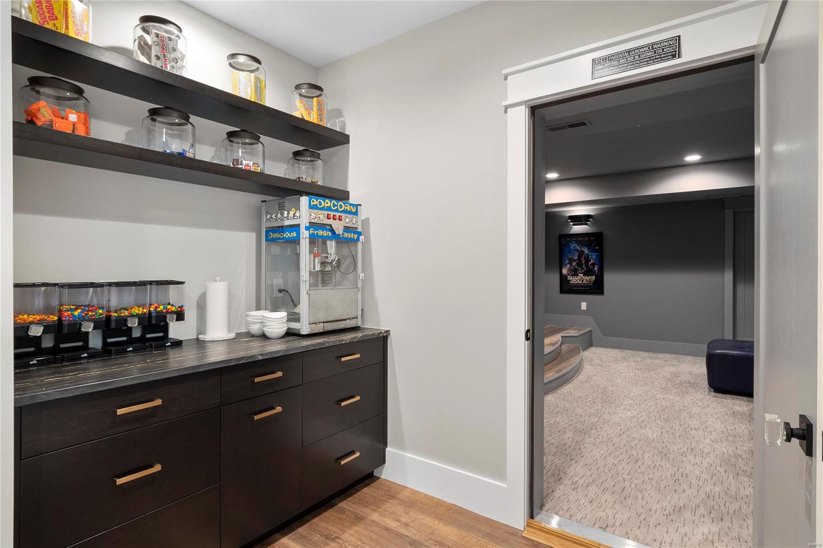 Williamsburg 3 - Residential