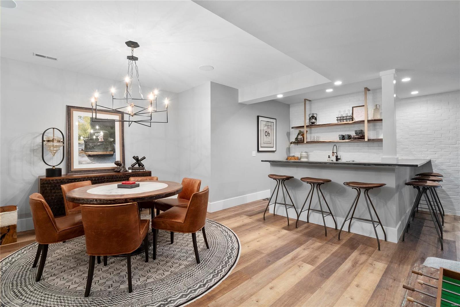 Williamsburg 3 - Residential