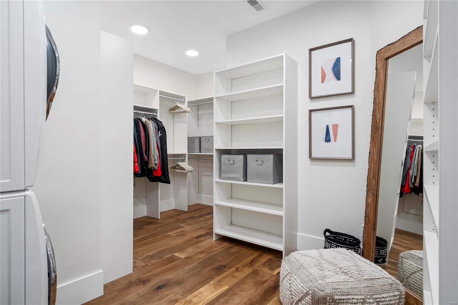 Williamsburg 3 - Residential