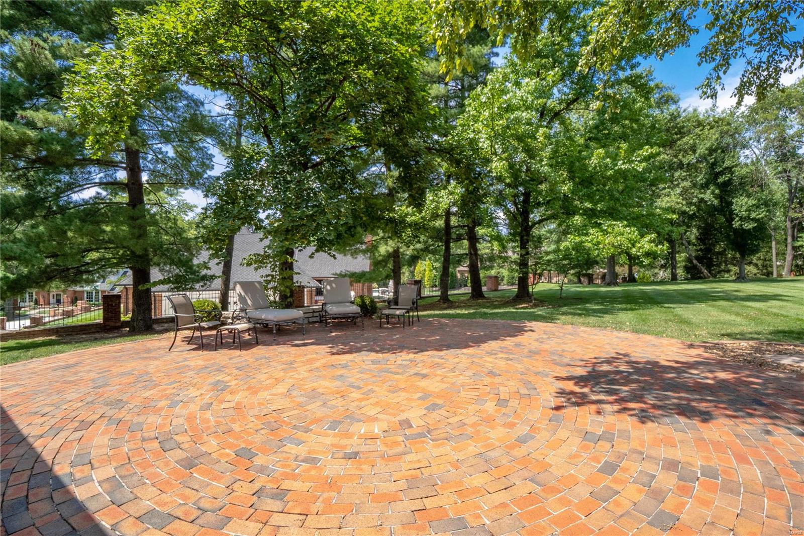 Kings Glen - Residential