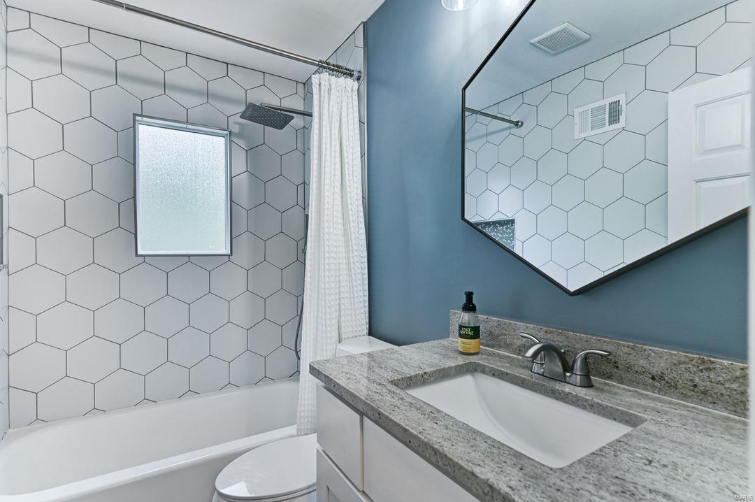 Webster Oaks - Residential