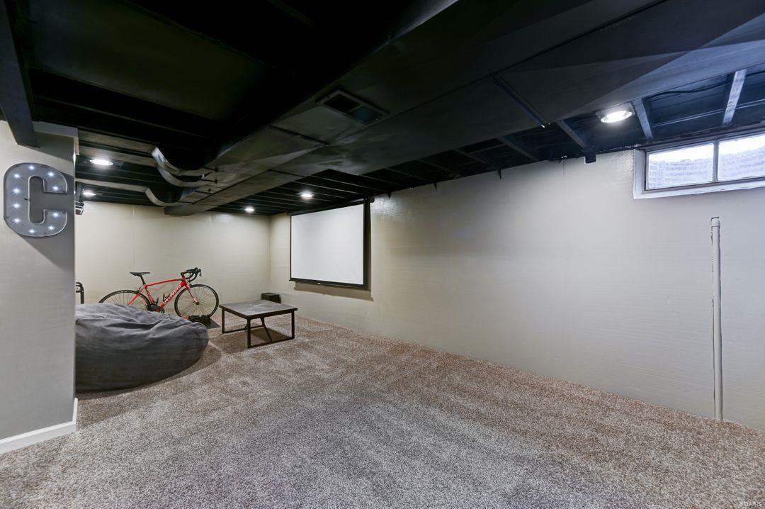 Webster Oaks - Residential