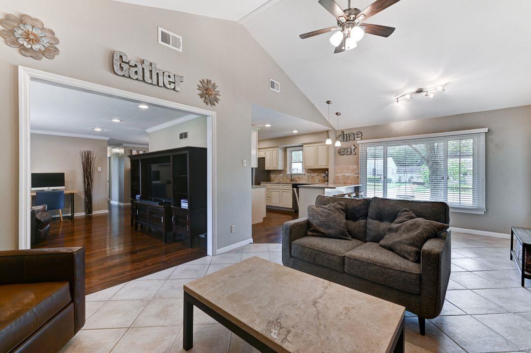 Webster Oaks - Residential