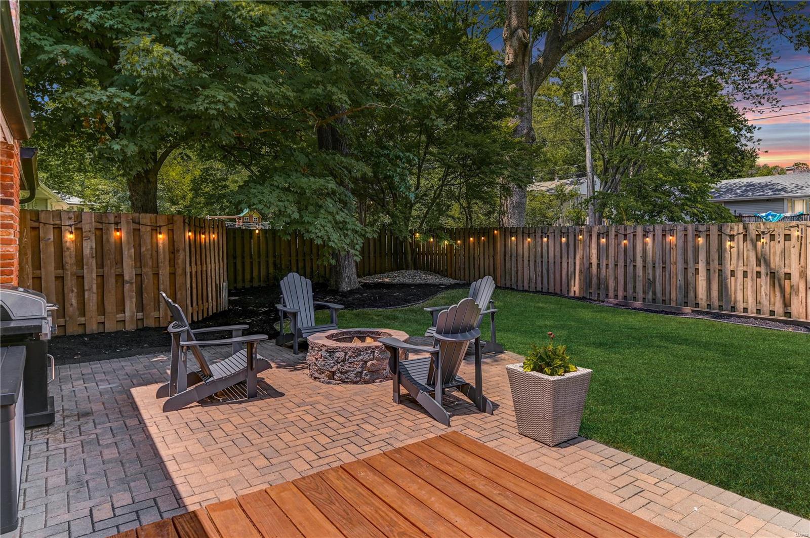 Webster Oaks - Residential