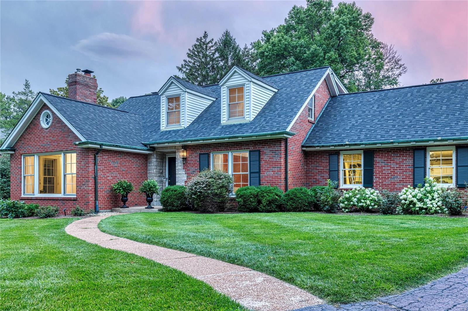 Frontenac - Residential