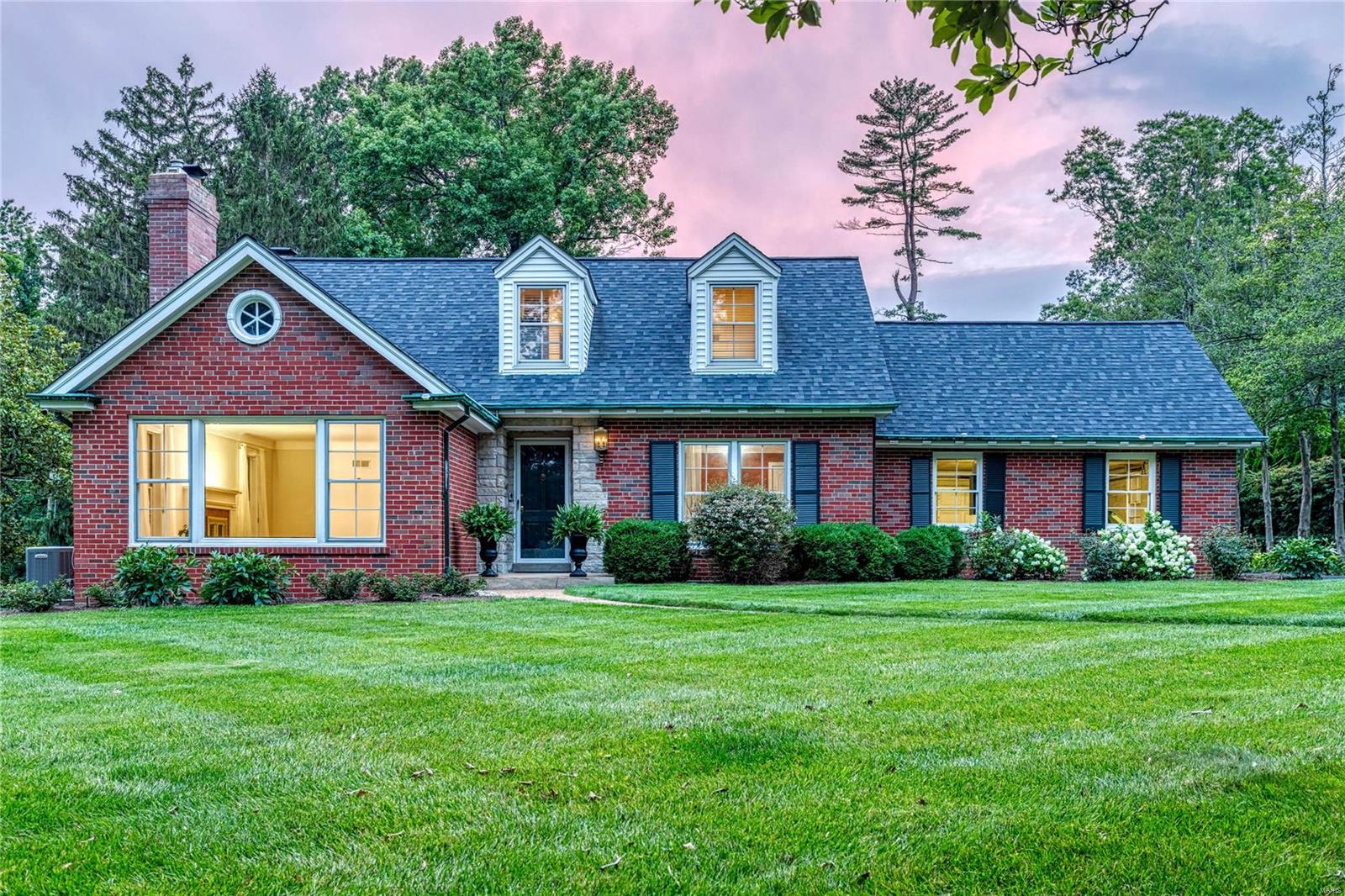 Frontenac - Residential