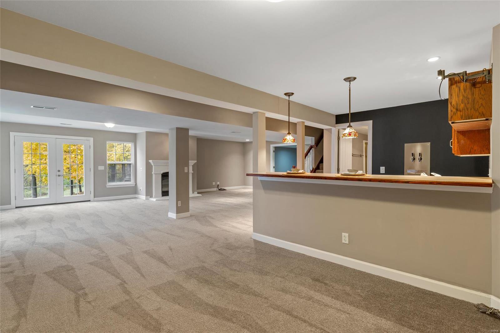 Locksley Manor #1 - Residential