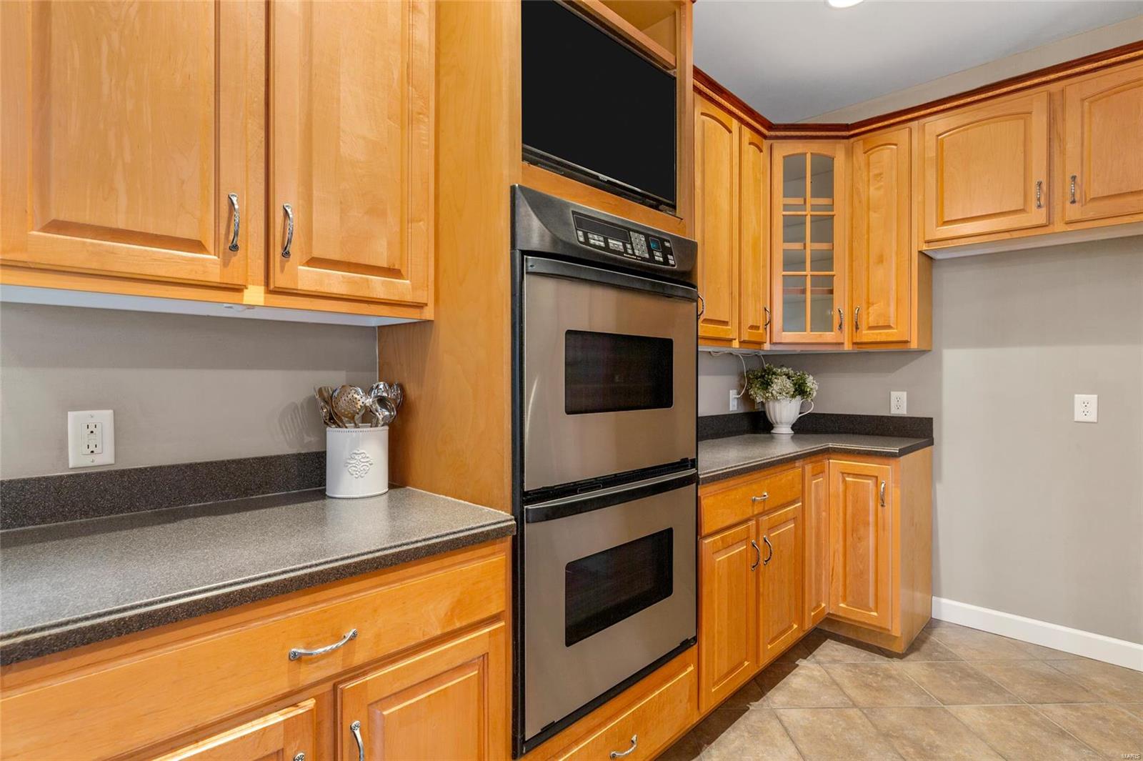 Locksley Manor #1 - Residential