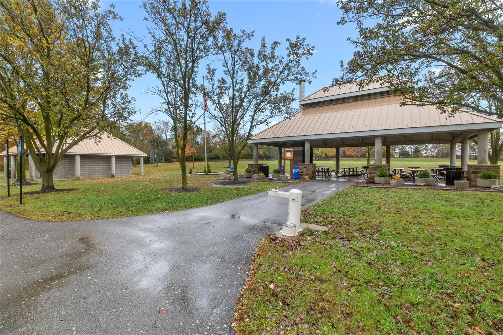 Locksley Manor #1 - Residential