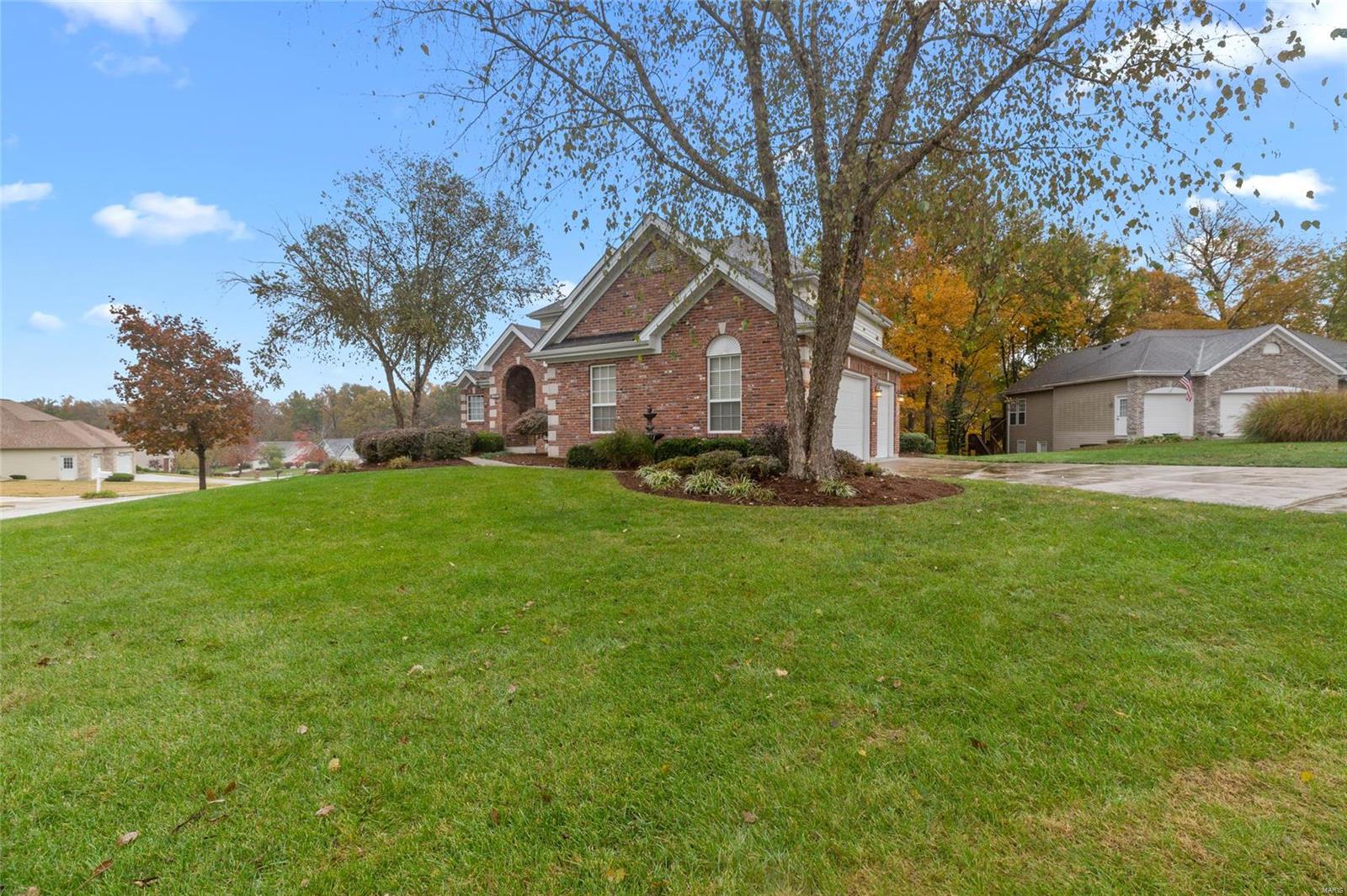 Locksley Manor #1 - Residential