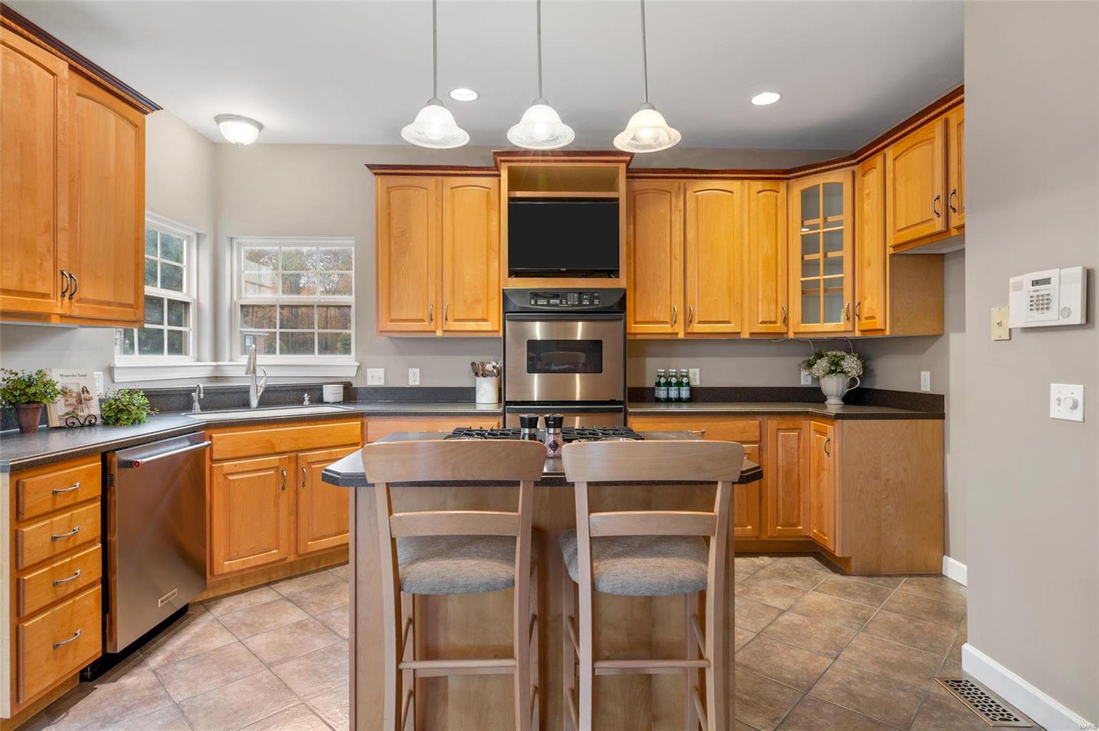 Locksley Manor #1 - Residential