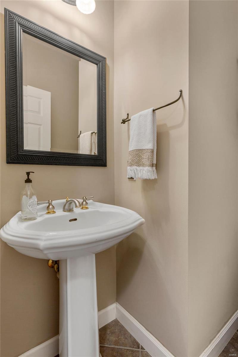 Locksley Manor #1 - Residential