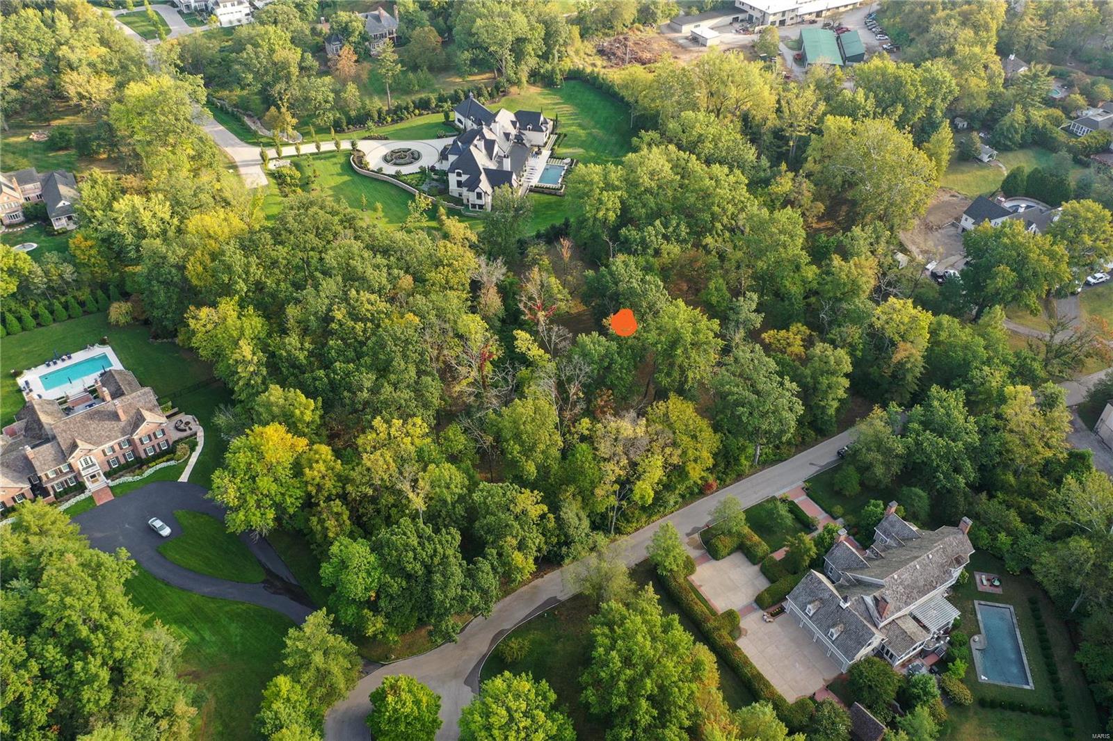 East Ladue Lane - Land