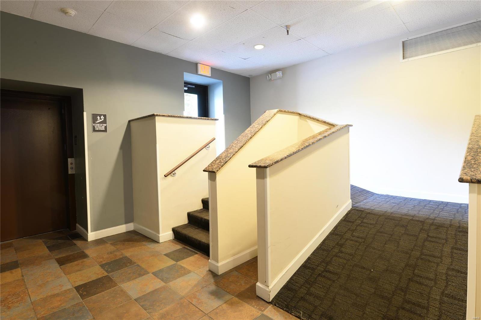 Pershing Ave Condo - Residential