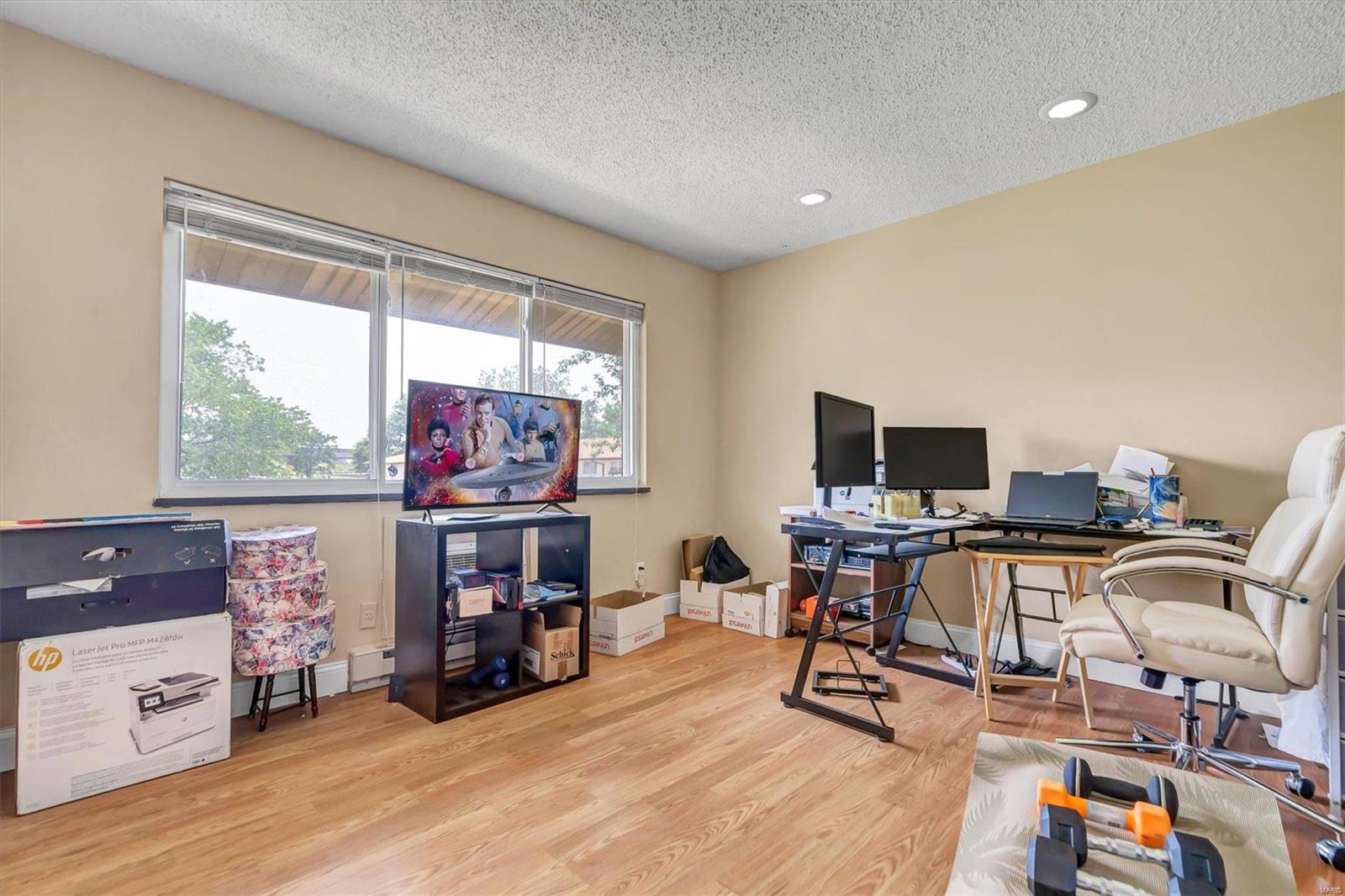 Hazelcrest Condo - Residential