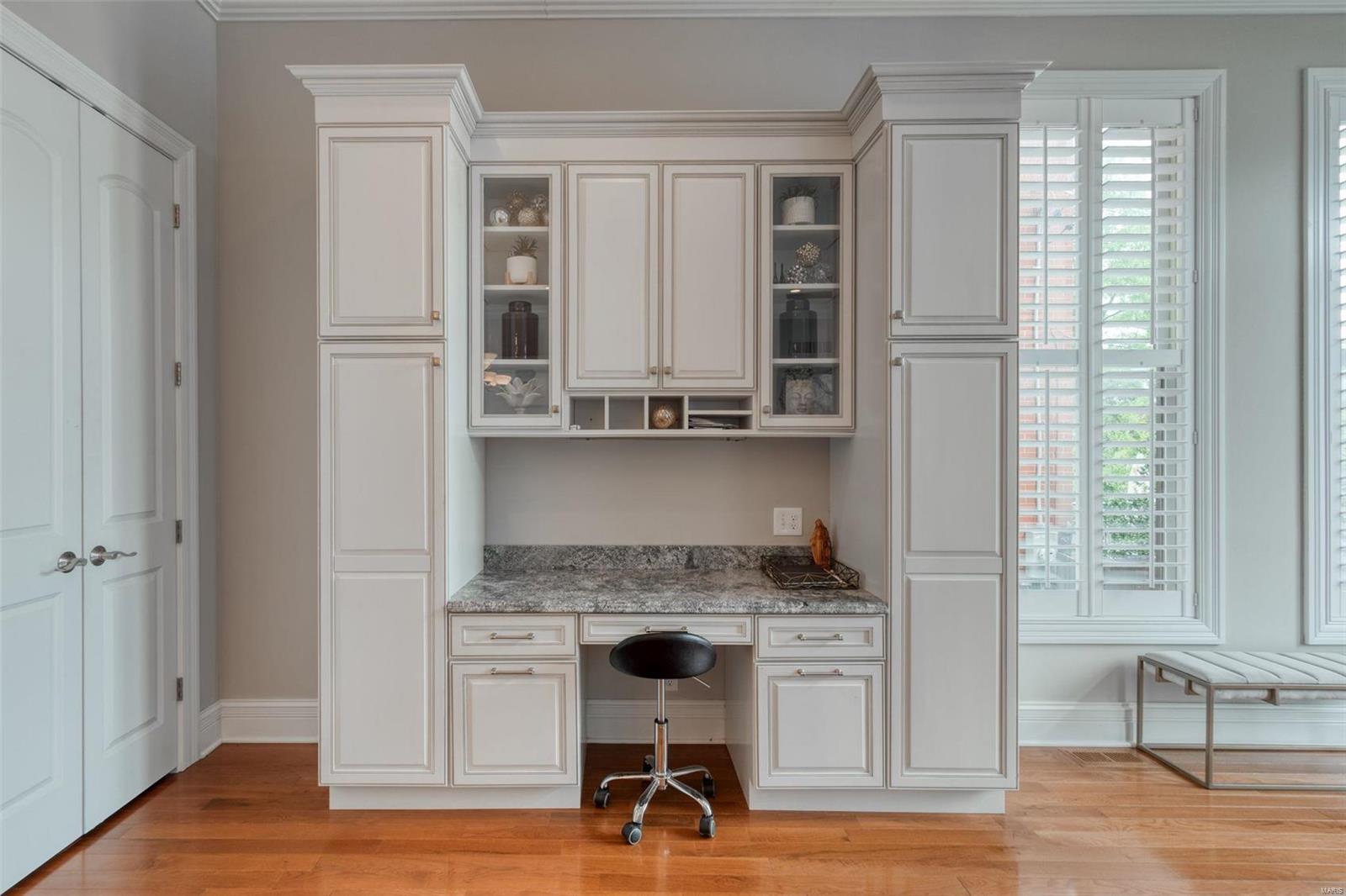 Lafayette Square - Residential