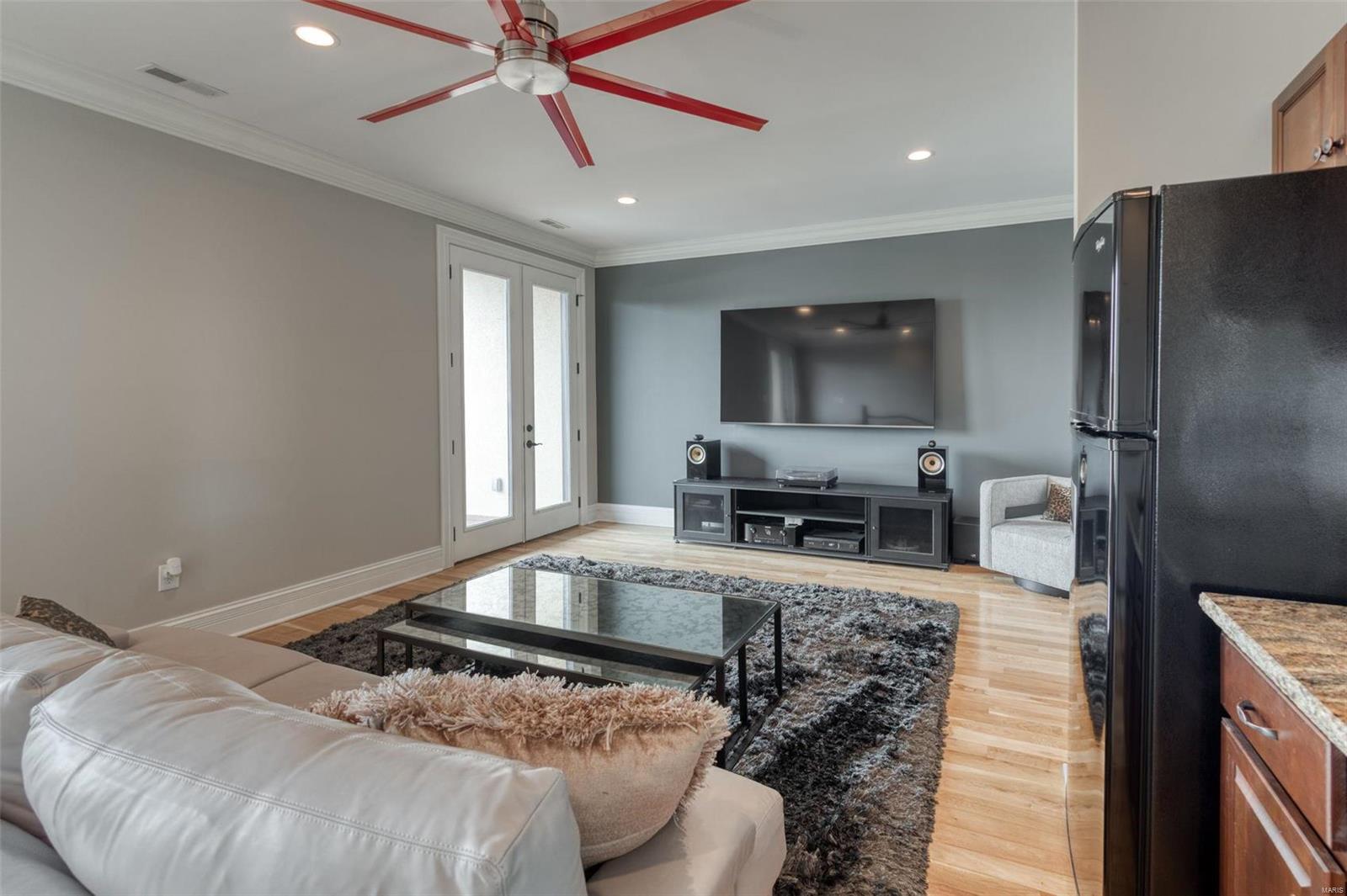 Lafayette Square - Residential