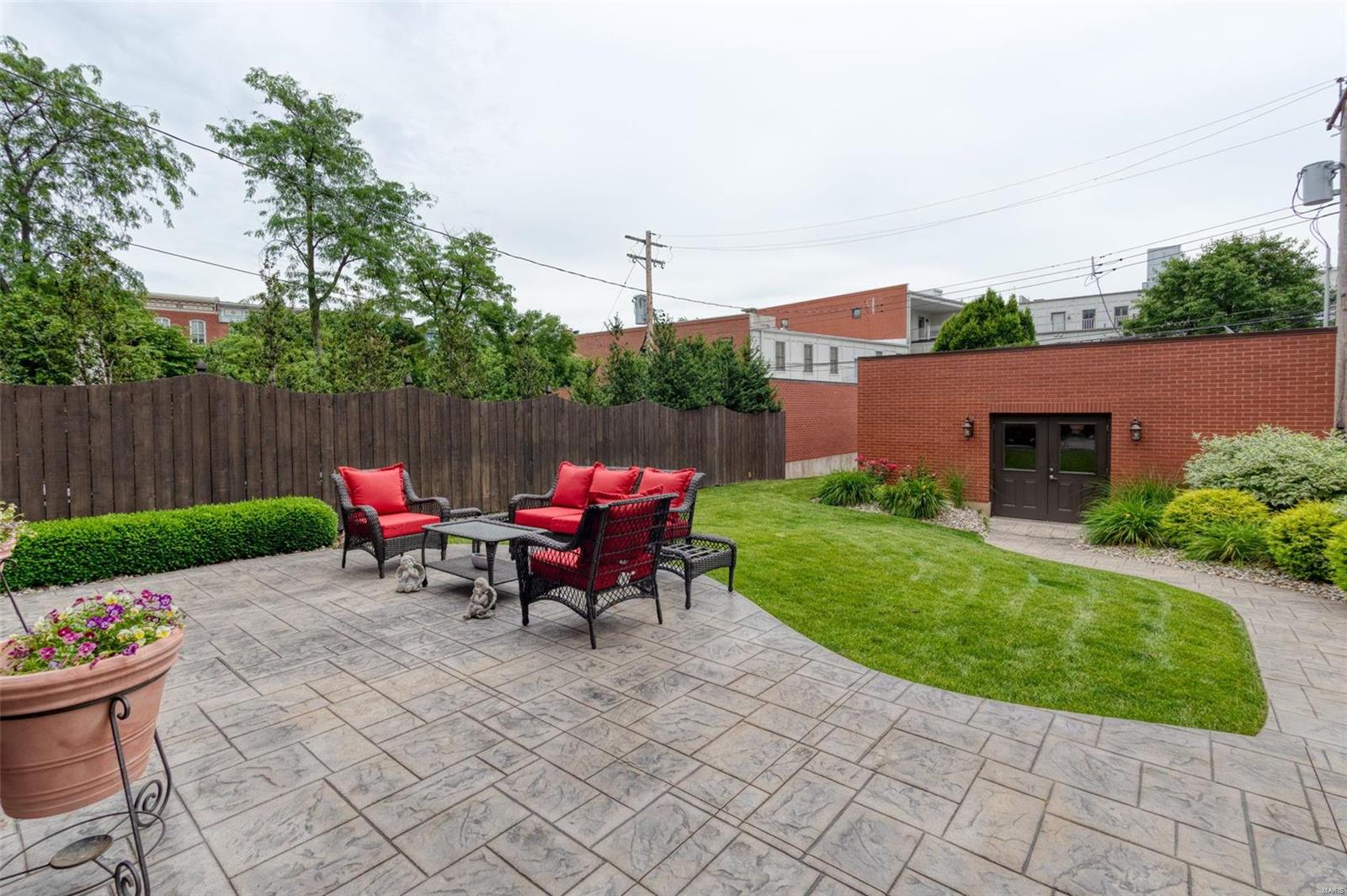 Lafayette Square - Residential