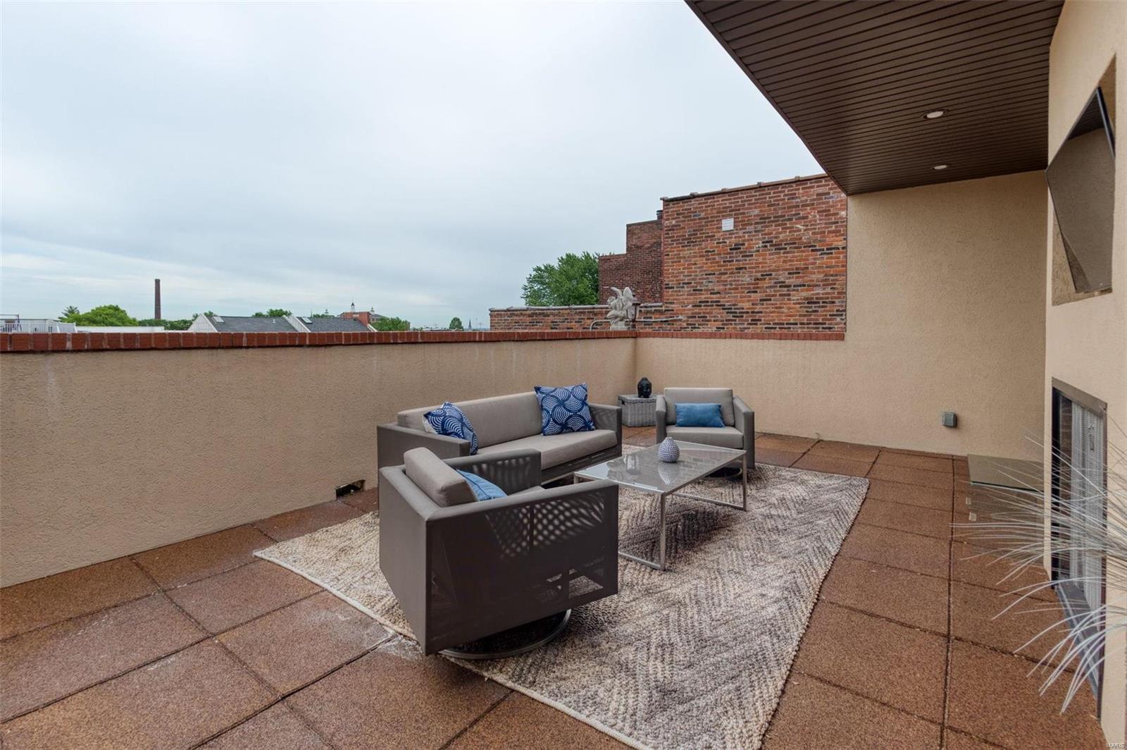 Lafayette Square - Residential