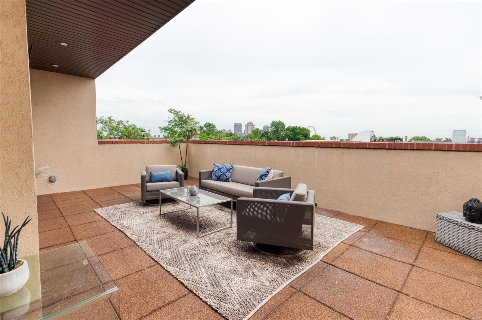 Lafayette Square - Residential