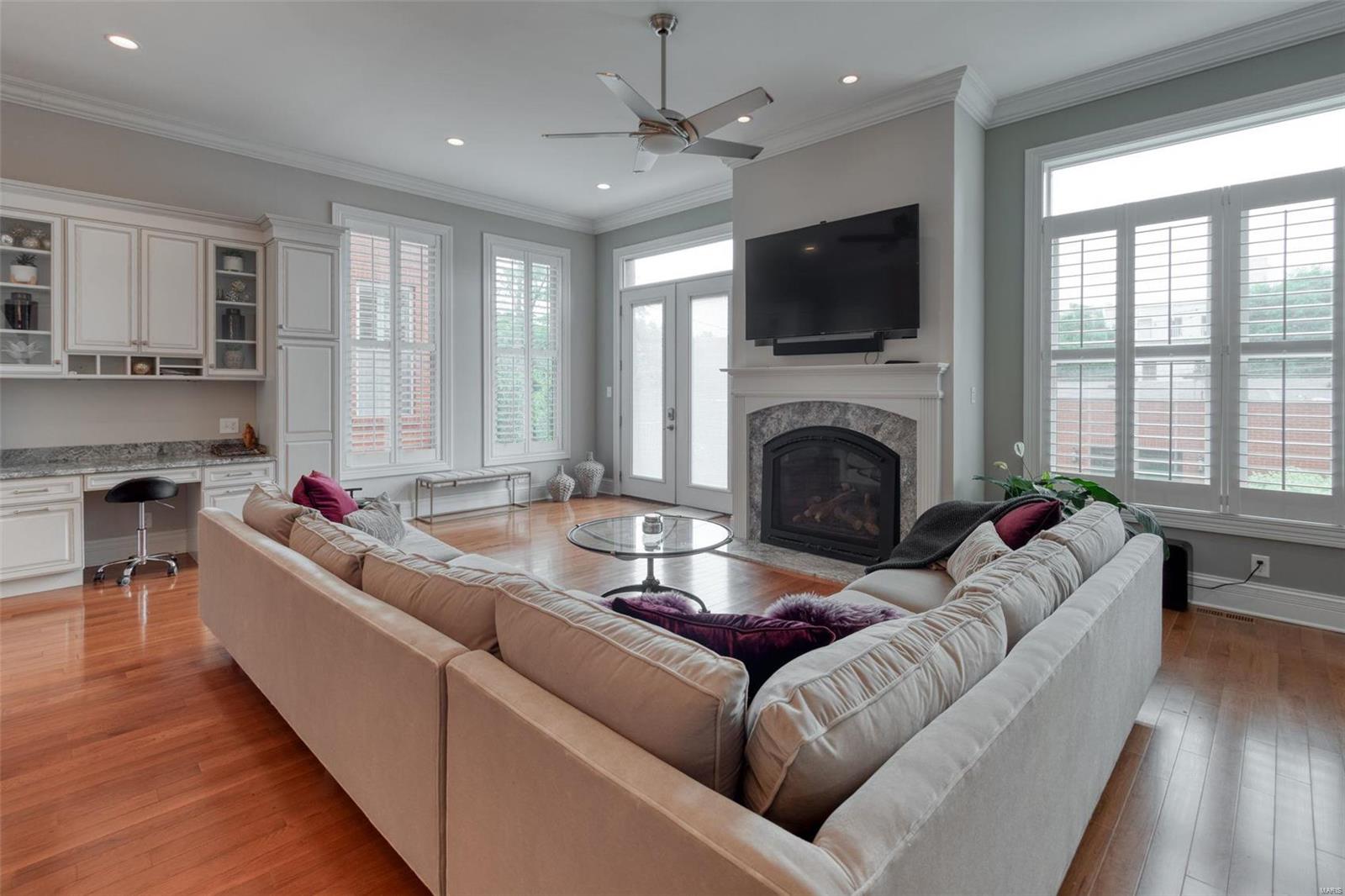 Lafayette Square - Residential