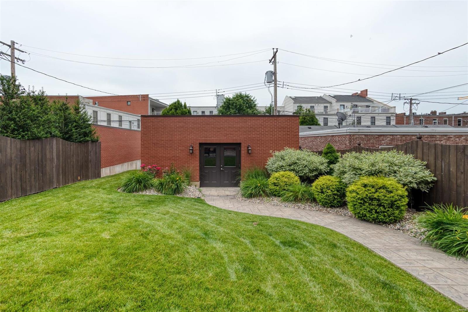 Lafayette Square - Residential