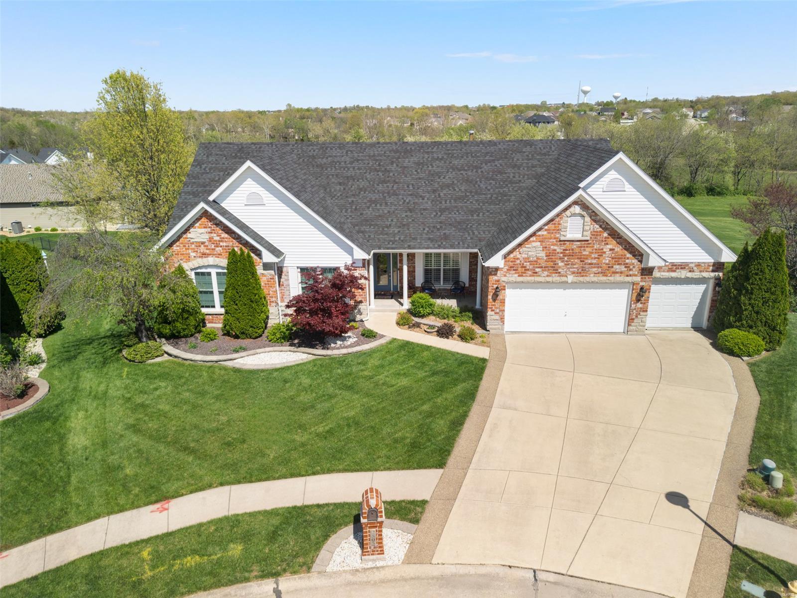 2805 Fairway Estates Court