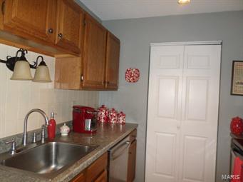 Spring Glen Condo - Residential