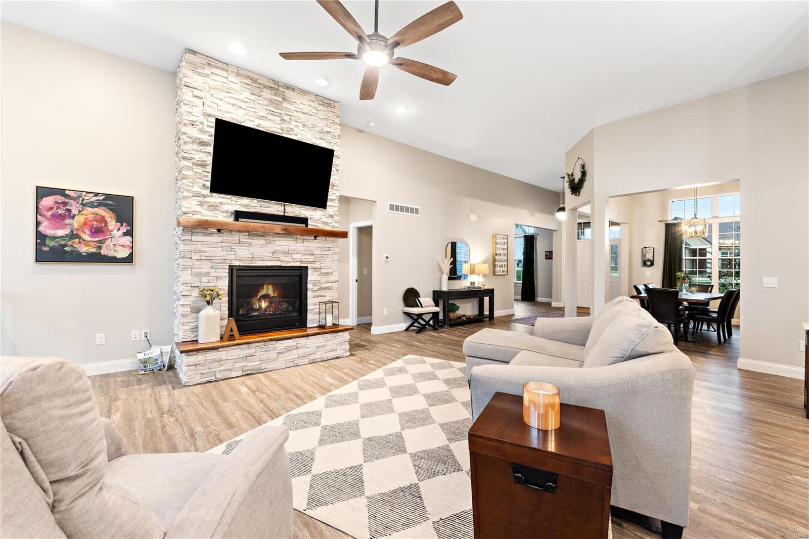 Eureka, Missouri 63025, United States, 3 Bedrooms Bedrooms, ,3 BathroomsBathrooms,Residential,Pending,25506