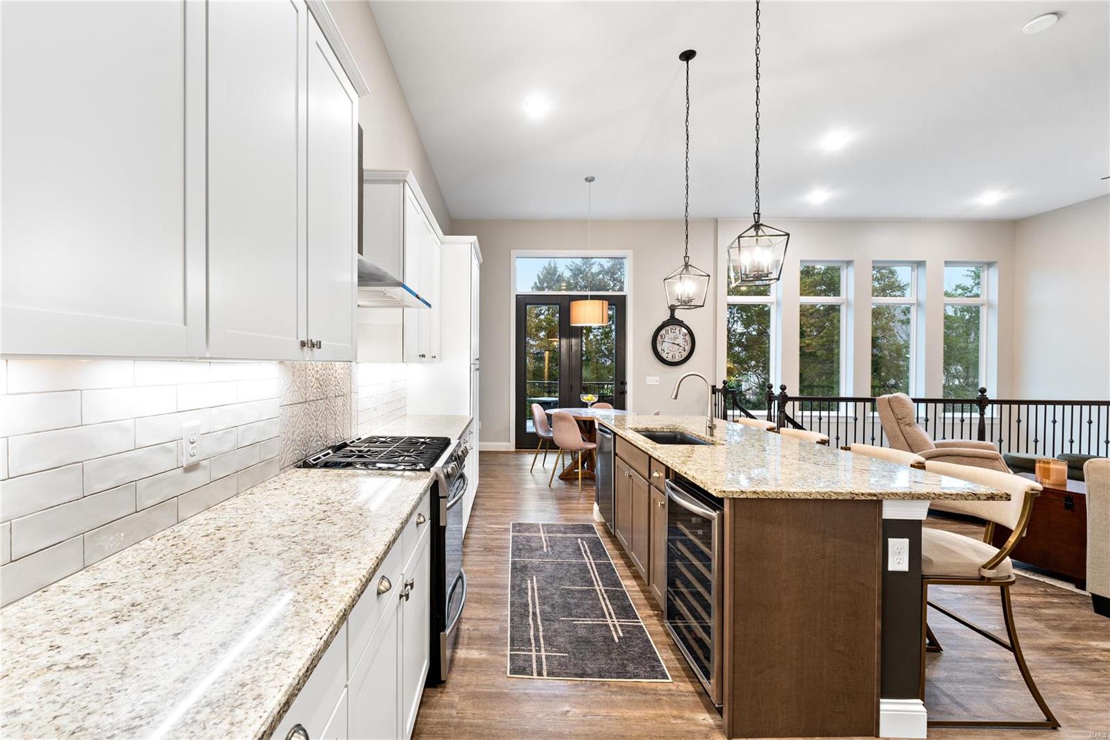 Eureka, Missouri 63025, United States, 3 Bedrooms Bedrooms, ,3 BathroomsBathrooms,Residential,Pending,25506