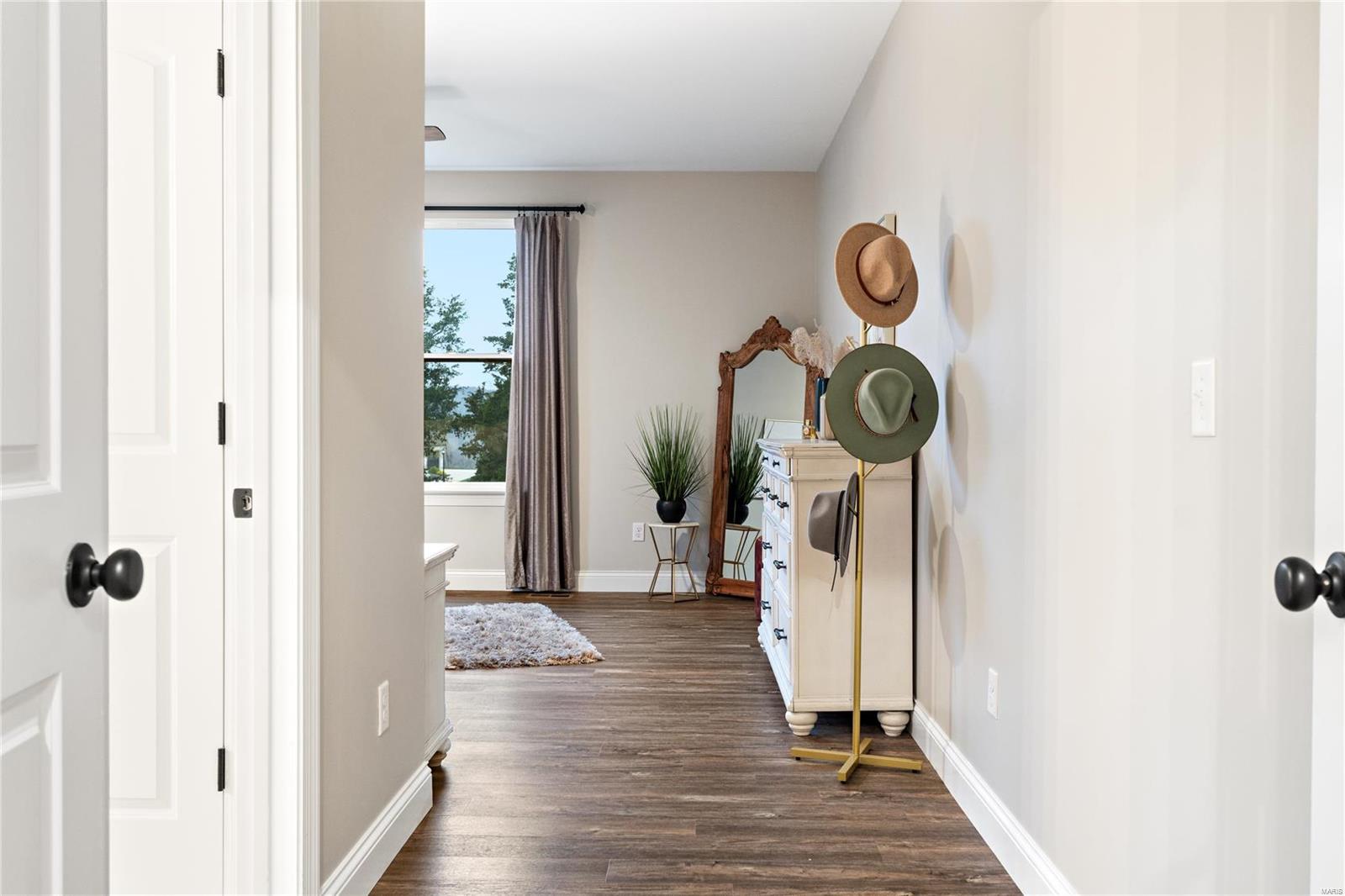 Eureka, Missouri 63025, United States, 3 Bedrooms Bedrooms, ,3 BathroomsBathrooms,Residential,Pending,25506