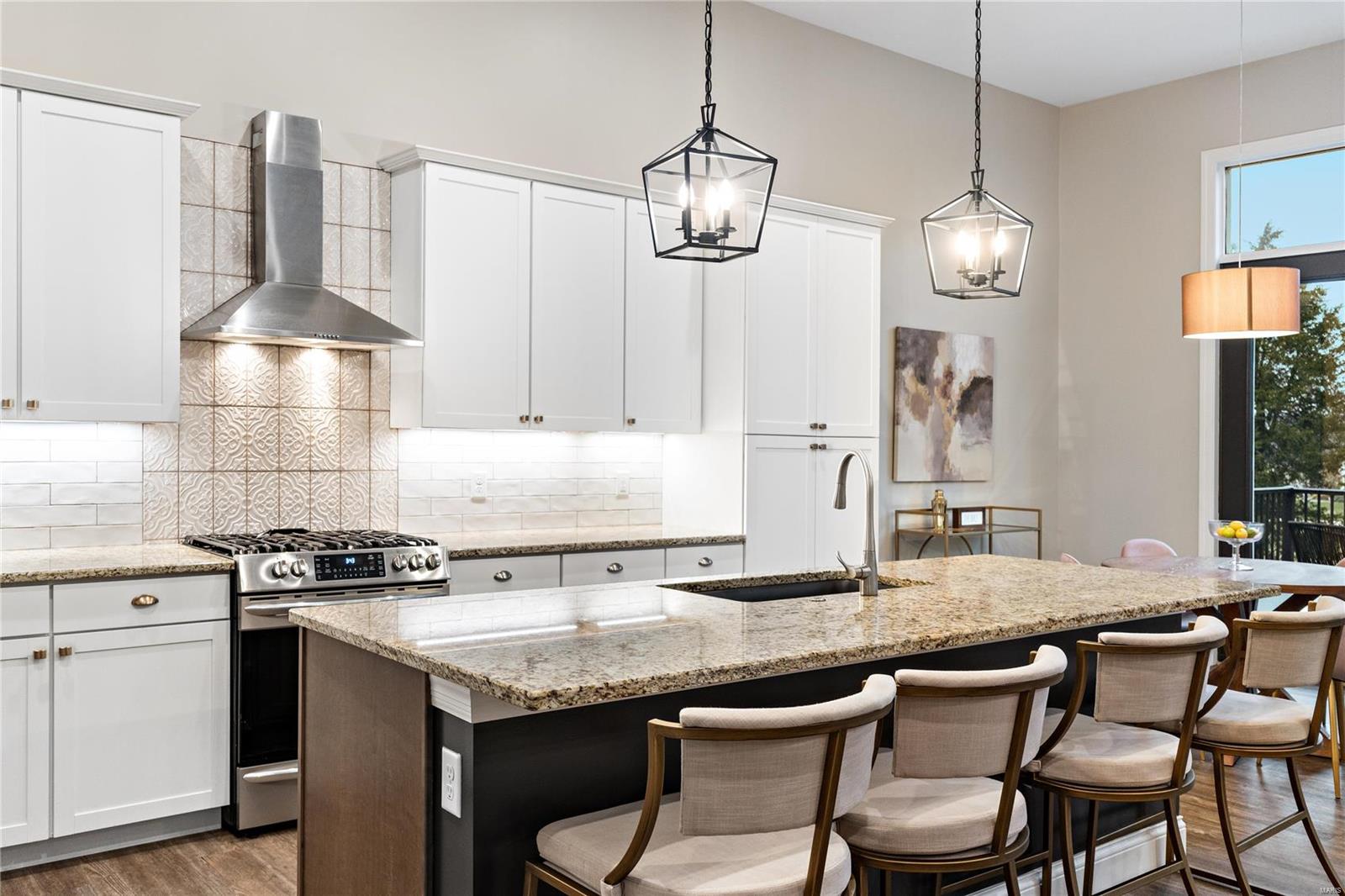 Eureka, Missouri 63025, United States, 3 Bedrooms Bedrooms, ,3 BathroomsBathrooms,Residential,Pending,25506