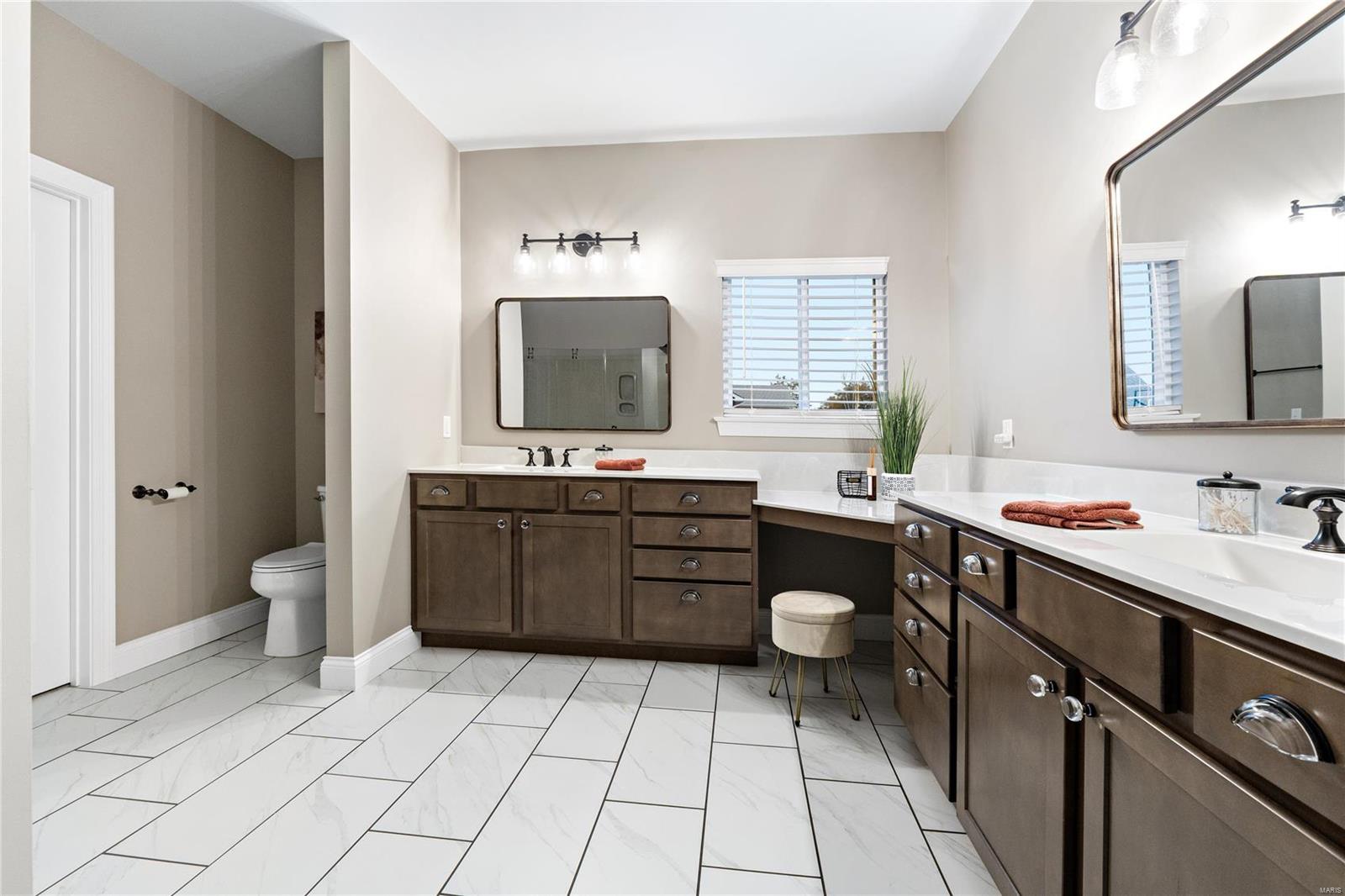 Eureka, Missouri 63025, United States, 3 Bedrooms Bedrooms, ,3 BathroomsBathrooms,Residential,Pending,25506