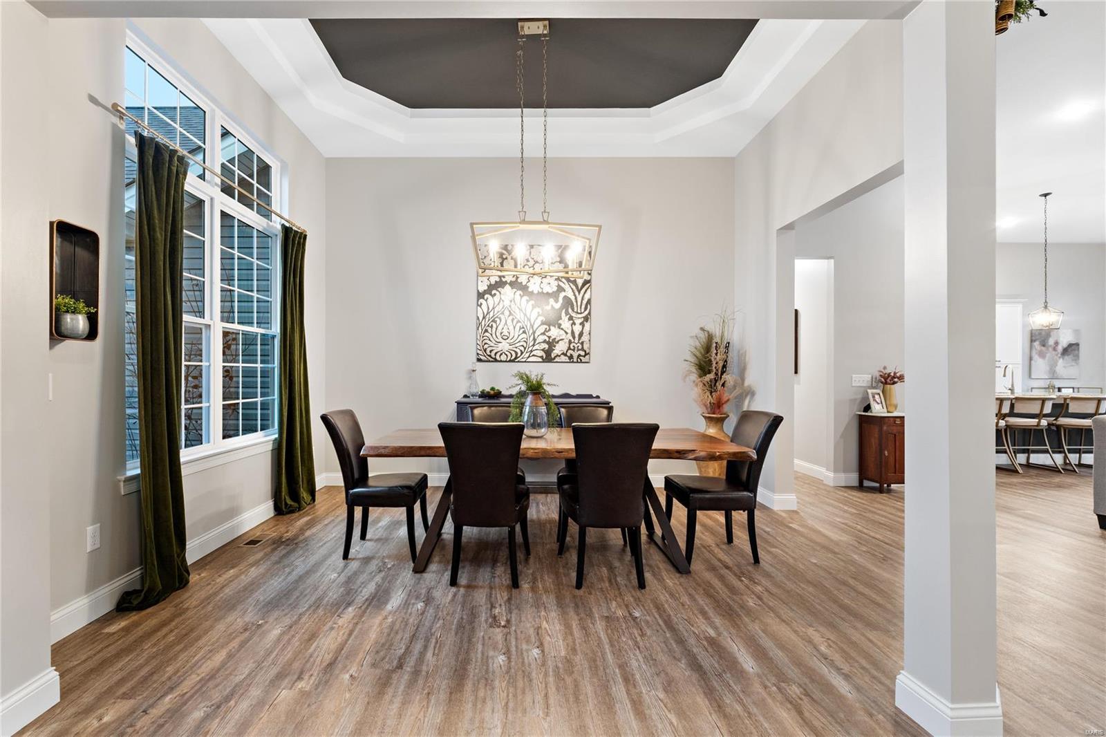 Eureka, Missouri 63025, United States, 3 Bedrooms Bedrooms, ,3 BathroomsBathrooms,Residential,Pending,25506